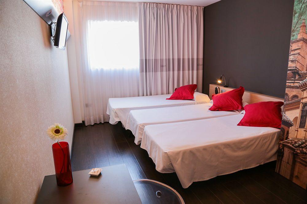 B&B Hotel Granada Pulianas Exteriör bild